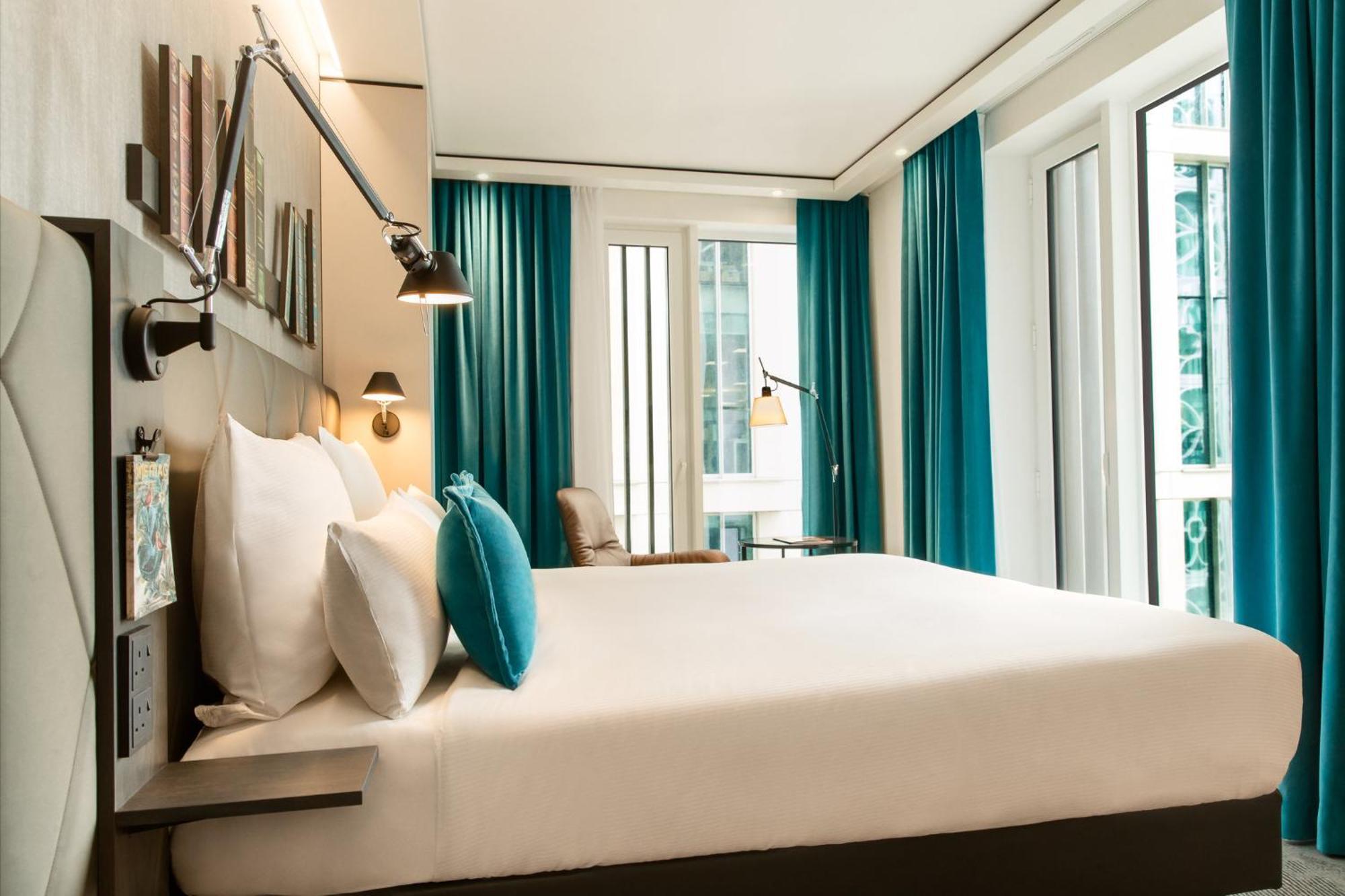 Motel One Manchester-St. Peter'S Square Экстерьер фото